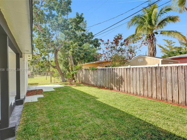 Home for rent at 237 NE 110th Ter 237 - photo 7518182