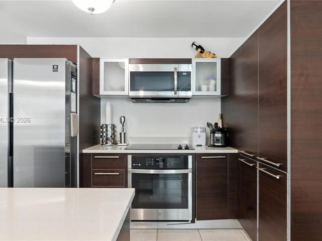 Apartment for sale  Unit #2810 - photo 7495214