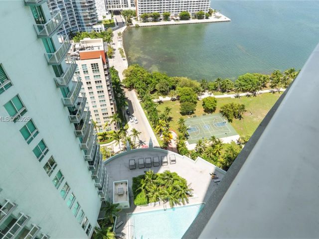 Apartment for sale  Unit #2810 - photo 7495223