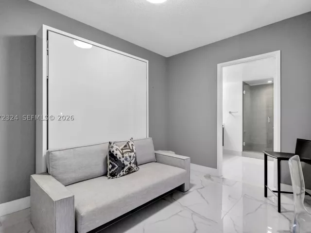 3-bedroom condo for sale in Sunny Isles Beach - 300 Sunny Isles Blvd 4-804 - MondialRealty