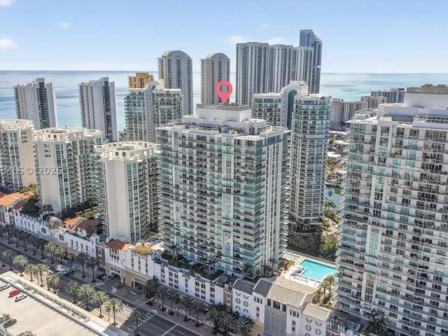 3-bedroom condo for sale in Sunny Isles Beach - 300 Sunny Isles Blvd 4-804 - MondialRealty