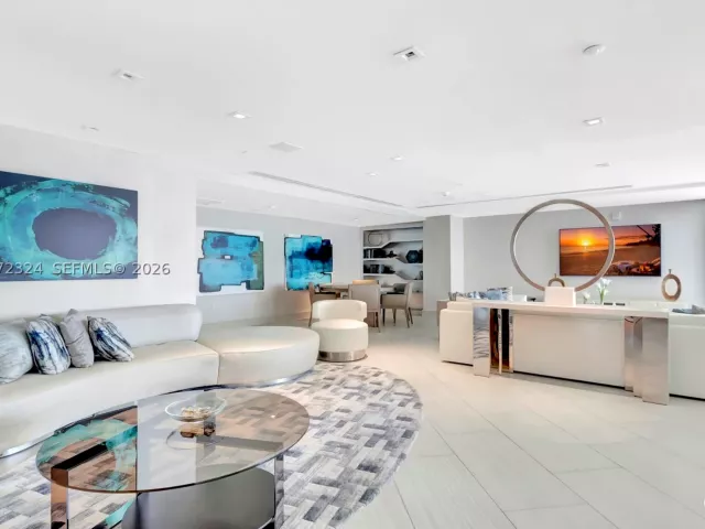 3-bedroom condo for sale in Sunny Isles Beach - 300 Sunny Isles Blvd 4-804 - MondialRealty
