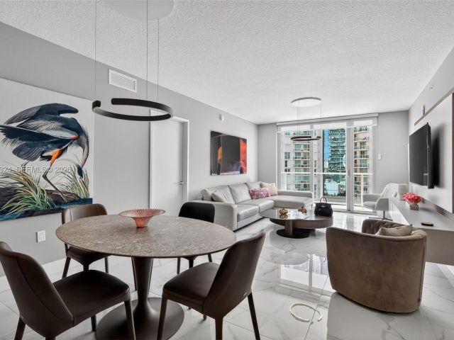 Apartment for sale  Unit #4-804 - photo 7530030