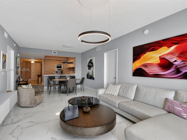 Apartment for sale  Unit #4-804 - photo 7530040