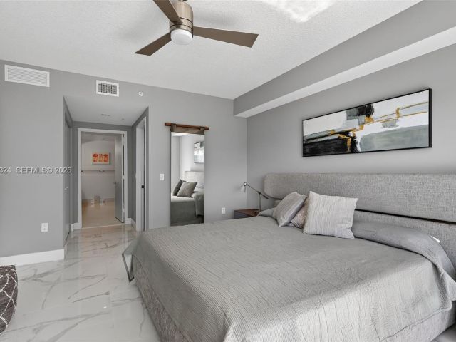 Apartment for sale  Unit #4-804 - photo 7530042