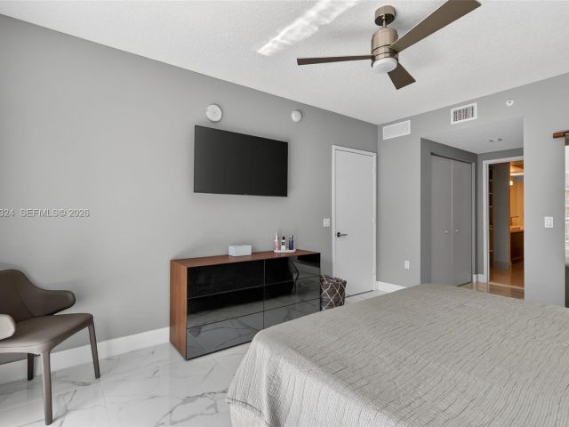 Apartment for sale  Unit #4-804 - photo 7530043