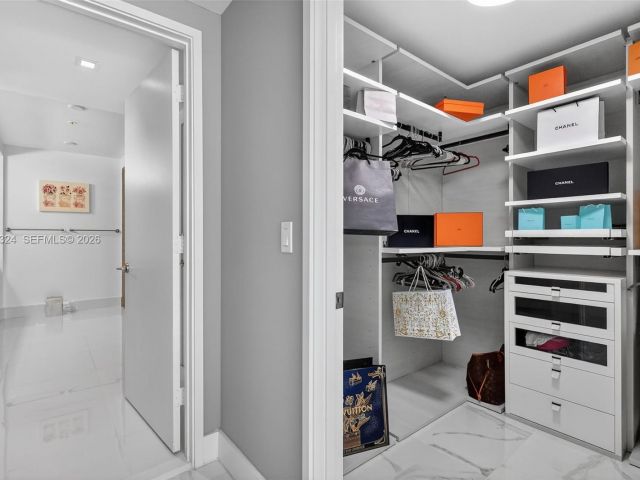 Apartment for sale  Unit #4-804 - photo 7530044