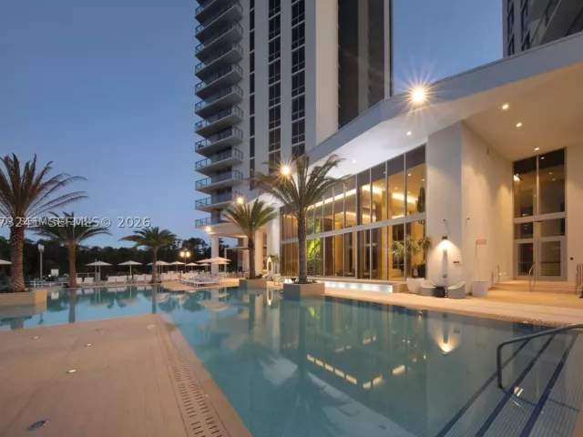 3-bedroom condo for sale in North Miami Beach - 16385 Biscayne Blvd 421 - MondialRealty