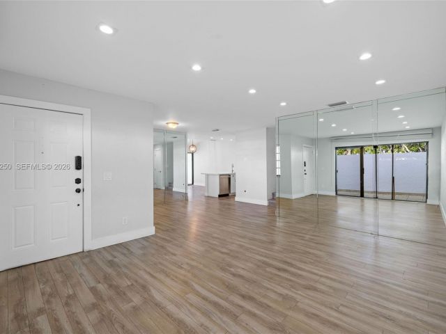 Home for rent at 20900 Leeward Ct 217-1 - photo 7476461