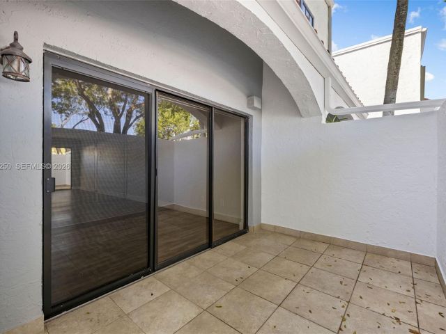 Home for rent at 20900 Leeward Ct 217-1 - photo 7476464