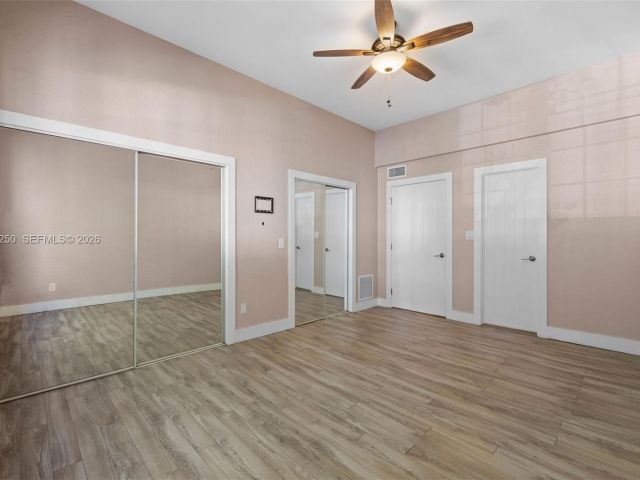 Home for rent at 20900 Leeward Ct 217-1 - photo 7476468