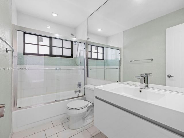 Home for rent at 20900 Leeward Ct 217-1 - photo 7476472