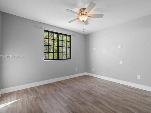 Home for rent at 20900 Leeward Ct 217-1 - photo 7476473