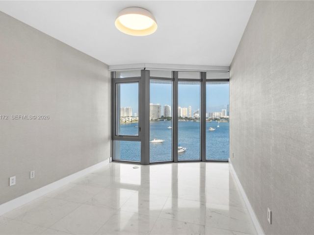 Apartment for rent  Unit #611 - photo 7503584