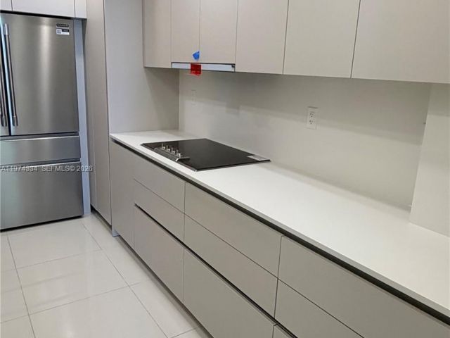 Apartment for sale  Unit #511 - photo 7466859