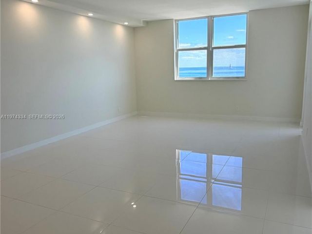 Apartment for sale  Unit #511 - photo 7466863