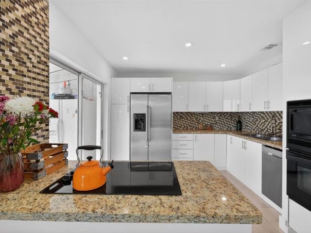 Home for sale at 13758 SW 160th Ter - photo 7532096