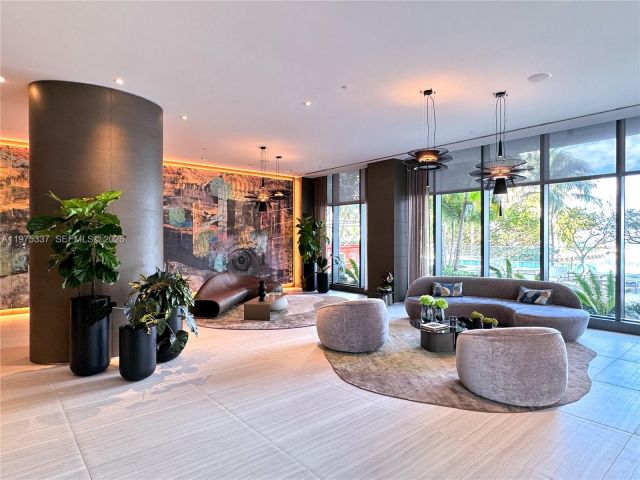 Apartment for sale  Unit #1708 - photo 7493493