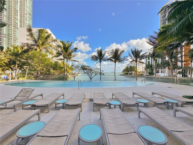 Apartment for sale  Unit #1708 - photo 7493494