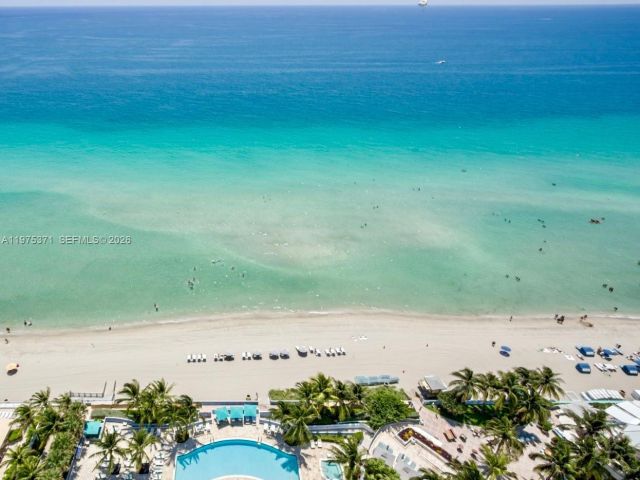 Apartment for sale  Unit #1602 - photo 7531288