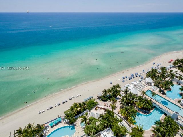 Apartment for sale  Unit #1602 - photo 7531289