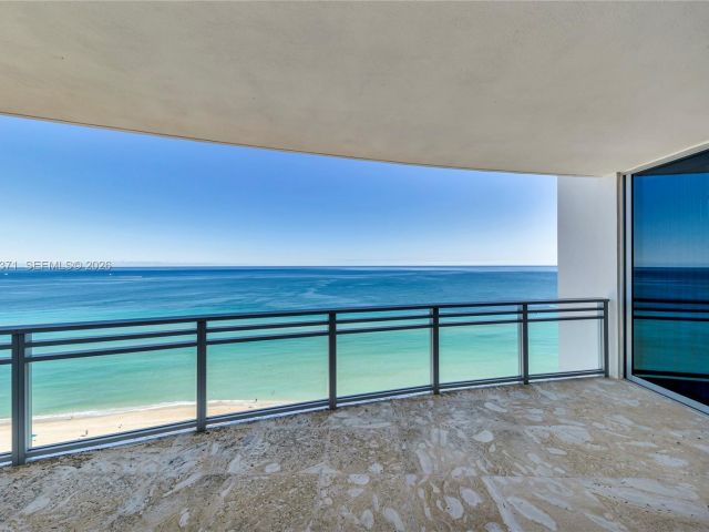 Apartment for sale  Unit #1602 - photo 7531292