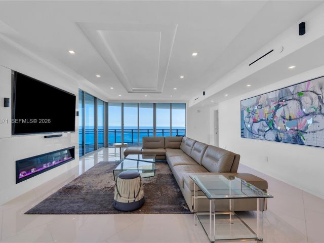 Apartment for sale  Unit #1602 - photo 7531296