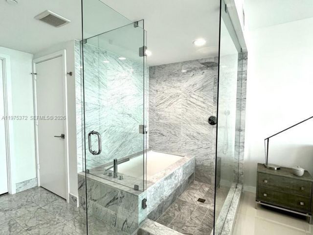 Apartment for rent  Unit #3003 - photo 7530268