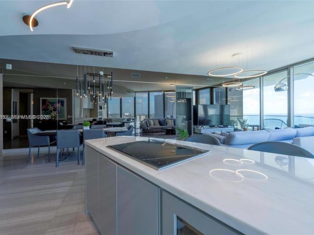 Apartment for rent  Unit #3004 - photo 7495752