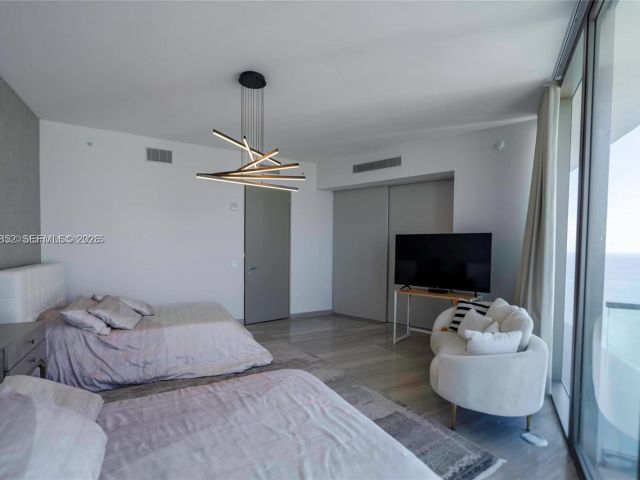 Apartment for rent  Unit #3004 - photo 7495766