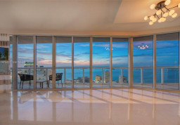 Apartment #4301 at Icon Brickell Tower 1
