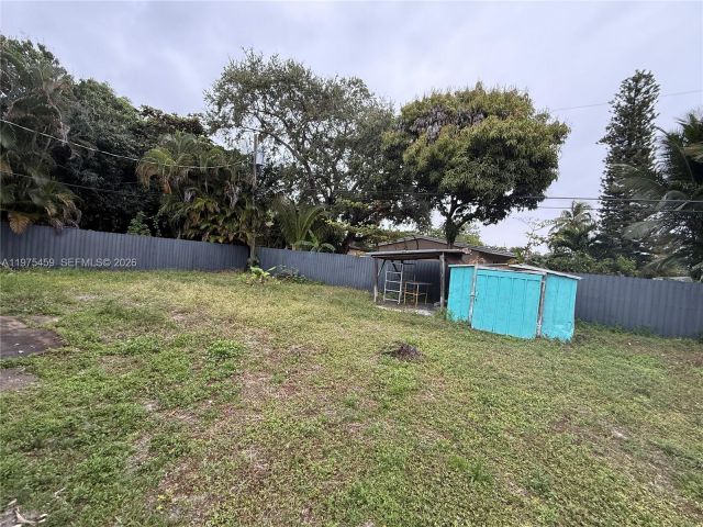 Home for rent at 1835 NE 153rd St 0 - photo 7481292