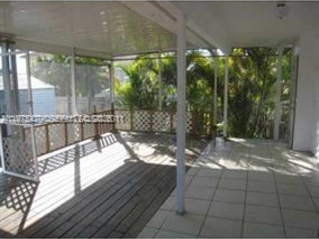 Home for sale at 109 SW 1st Ave - photo 7462266