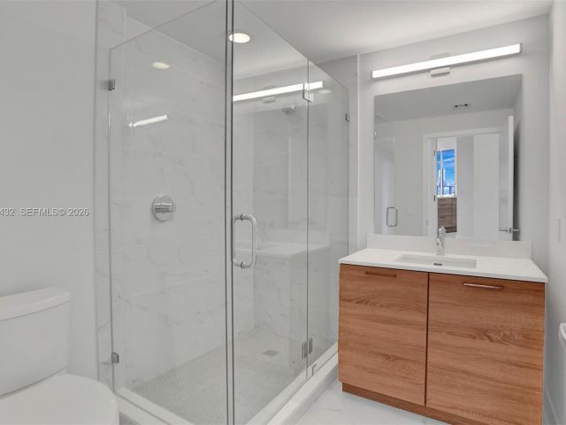 Apartment for rent  Unit #1815 - photo 7505304