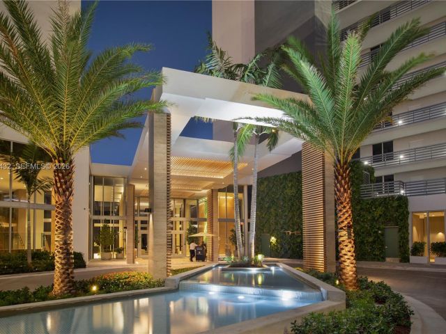 Apartment for rent  Unit #1815 - photo 7505308