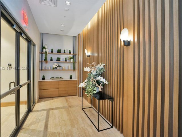 Apartment for rent  Unit #1815 - photo 7505313