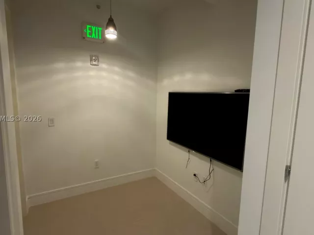 3-bedroom condo for sale in Aventura - 3250 NE 188th St 204 - MondialRealty