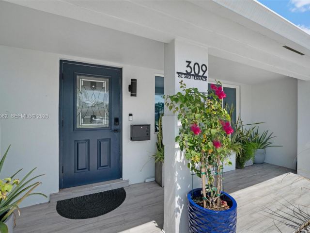 Home for sale at 309 SE 3rd Ter - photo 7529224