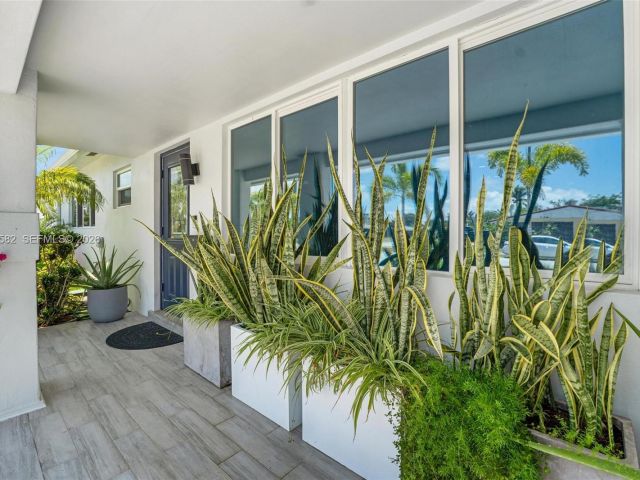 Home for sale at 309 SE 3rd Ter - photo 7529225