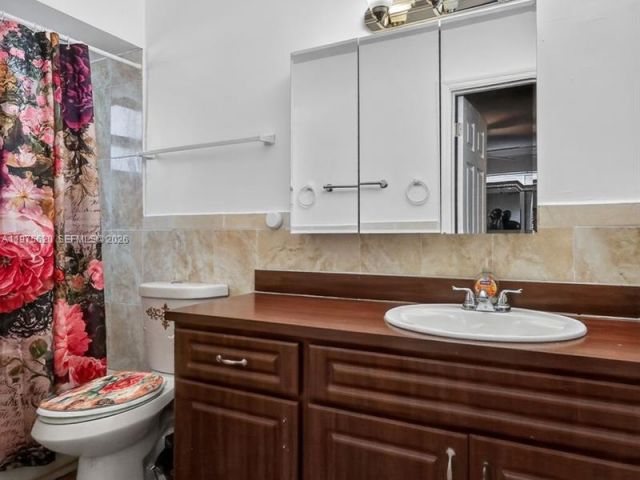 Home for sale at 834 NW 115th St - photo 7465952