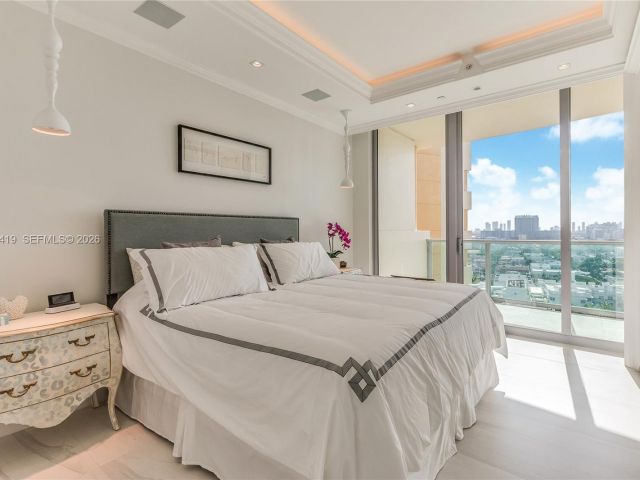 Apartment for sale  Unit #1607 - photo 7509225