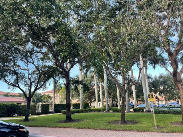 Home for rent at 1522 SW 147th Ter - photo 7455021