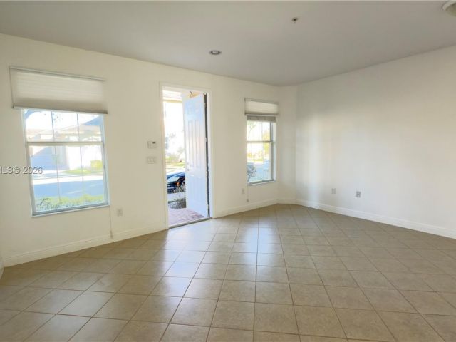 Home for rent at 1522 SW 147th Ter - photo 7455026