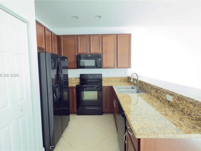 Home for rent at 1522 SW 147th Ter - photo 7455028