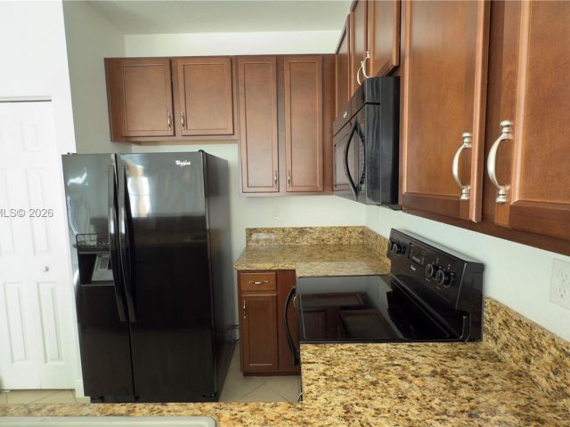 Home for rent at 1522 SW 147th Ter - photo 7455030