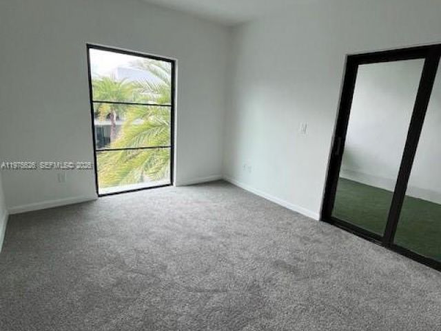 Home for rent at 2526 Pierce St 15 - photo 7474299