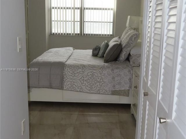 Apartment for rent  Unit #803 - photo 7502254