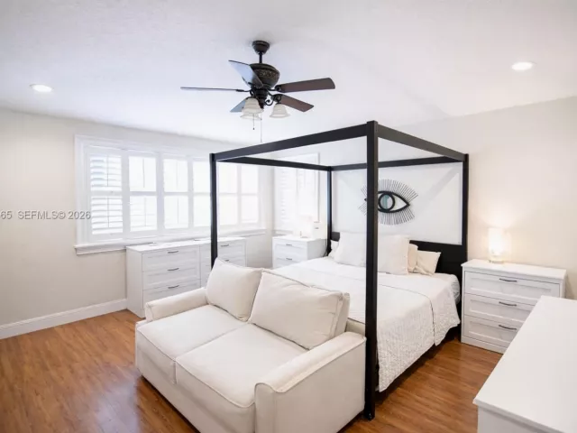 4-bedroom home for sale in Miami - 15542 SW 112th Dr - MondialRealty