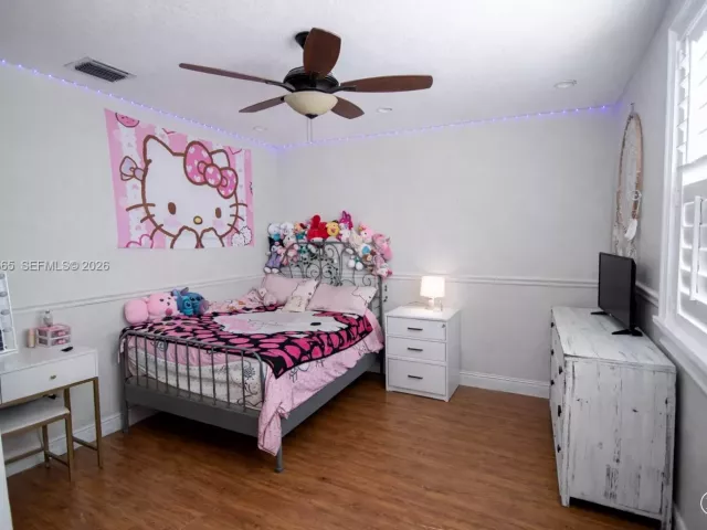 4-bedroom home for sale in Miami - 15542 SW 112th Dr - MondialRealty