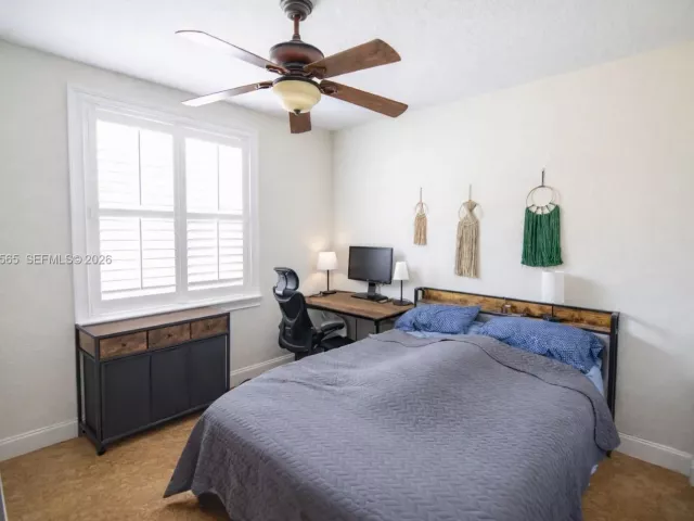 4-bedroom home for sale in Miami - 15542 SW 112th Dr - MondialRealty